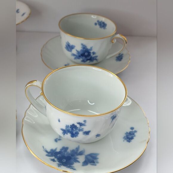 Set of 11 peices Okura by Noritake blue flower teacups/saucers/pedestal set - Picture 4 of 16